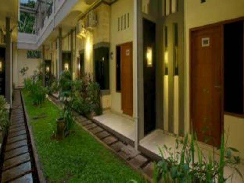 Super Oyo 91495 Hotel Indah Residence Denpasar Exteriér fotografie