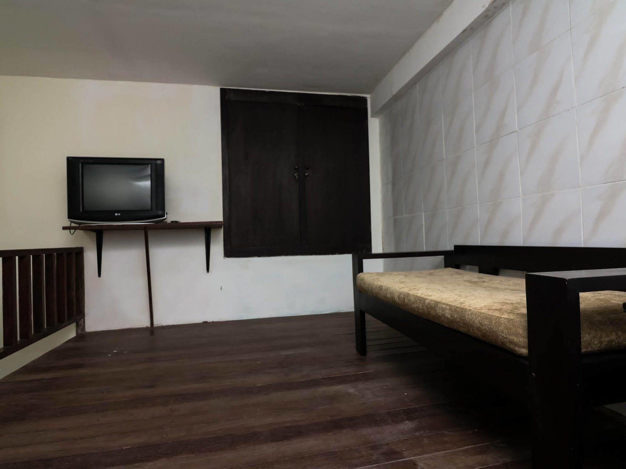 Super Oyo 91495 Hotel Indah Residence Denpasar Exteriér fotografie